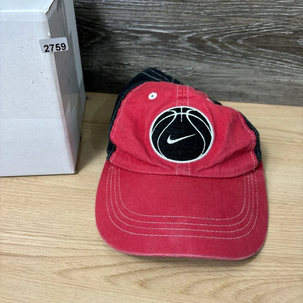 Vintage Nike Hat Cap Strap Back‎ Kids Red Black Basketball Adjustable Boys